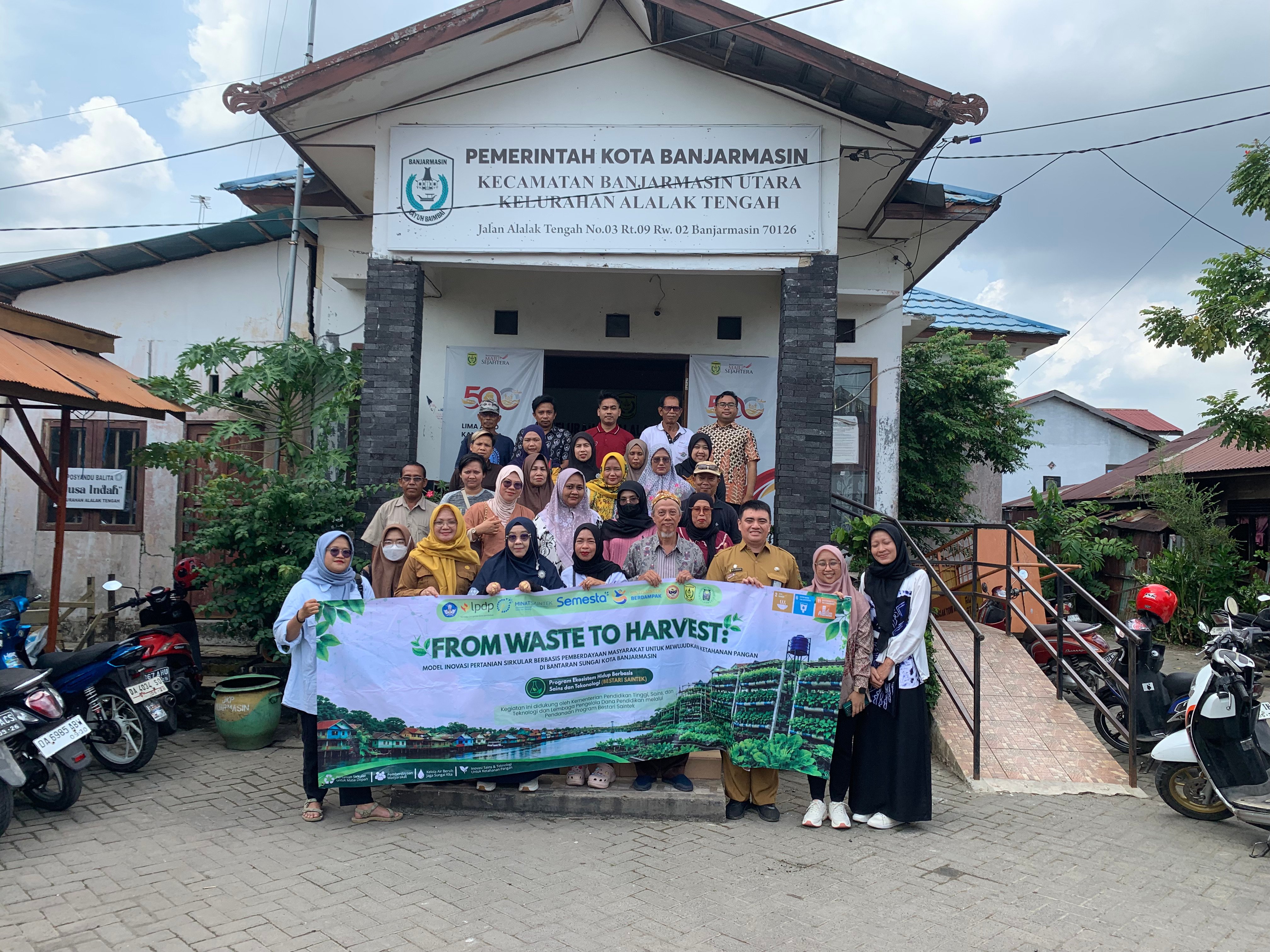 Program BESTARI Laksanakan FGD 2 Penyusunan Desain Model Pertanian Sirkular di Kelurahan Alalak Tengah - foto 2