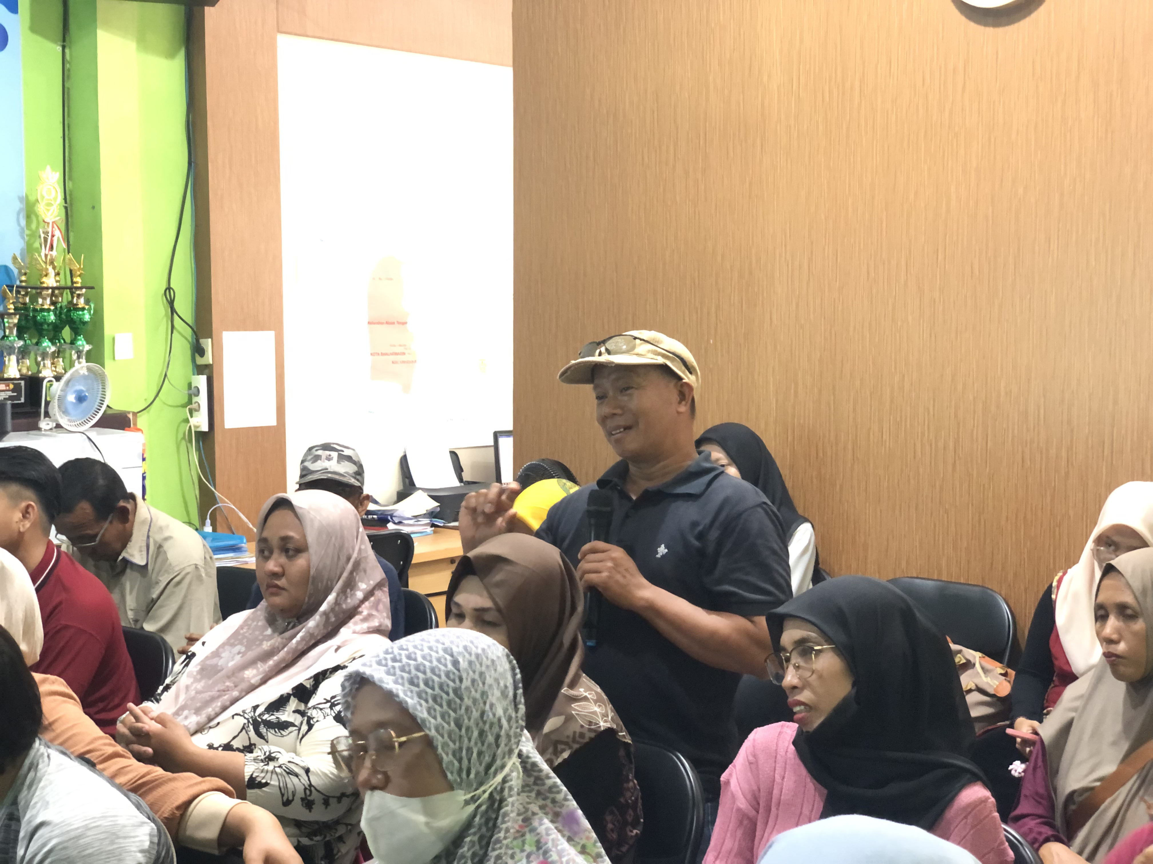 Program BESTARI Laksanakan FGD 2 Penyusunan Desain Model Pertanian Sirkular di Kelurahan Alalak Tengah - foto 3